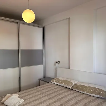Apartment White - Sarande