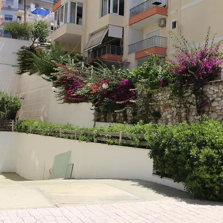 White - Apartment *